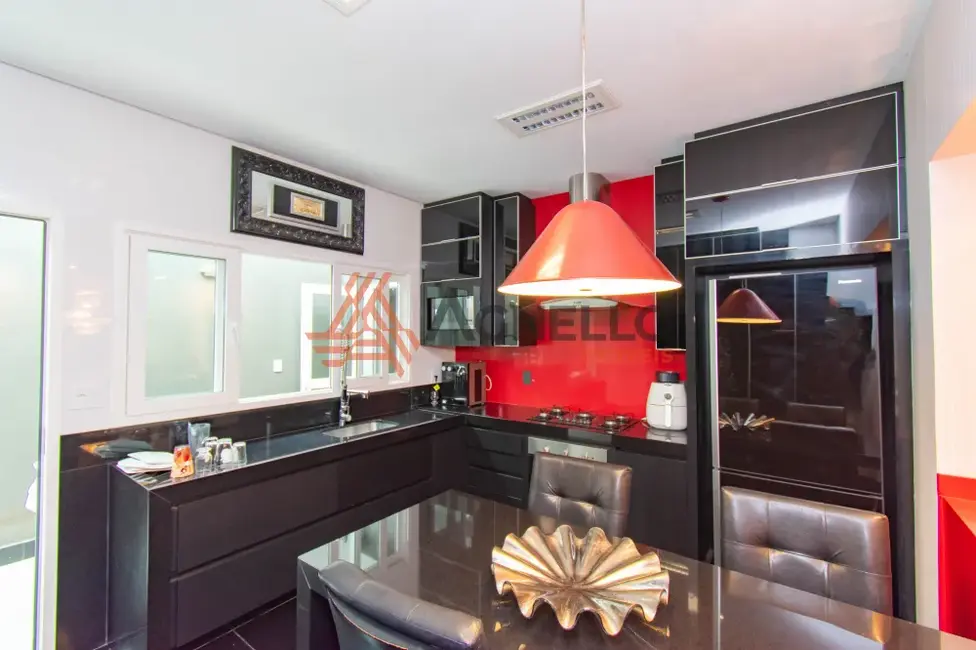 Casa com 3 quartos à venda, 230m2 em Jardim Lima, Franca - SP - imagem 9 Foto 9 de Casa com 3 quartos à venda, 230m2 em Jardim Lima, Franca - SP