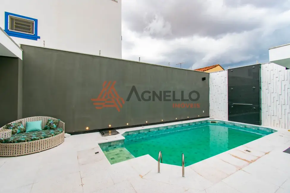 Foto 2 de Casa com 3 quartos à venda, 230m2 em Jardim Lima, Franca - SP