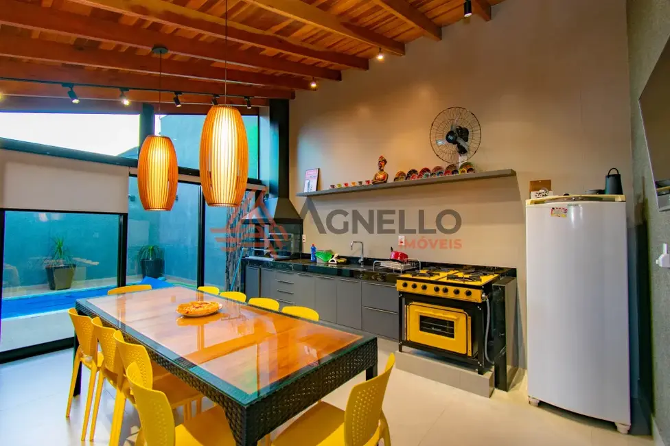 Casa com 3 quartos à venda, 200m2 em São José, Franca - SP - imagem 1 Foto 1 de Casa com 3 quartos à venda, 200m2 em São José, Franca - SP