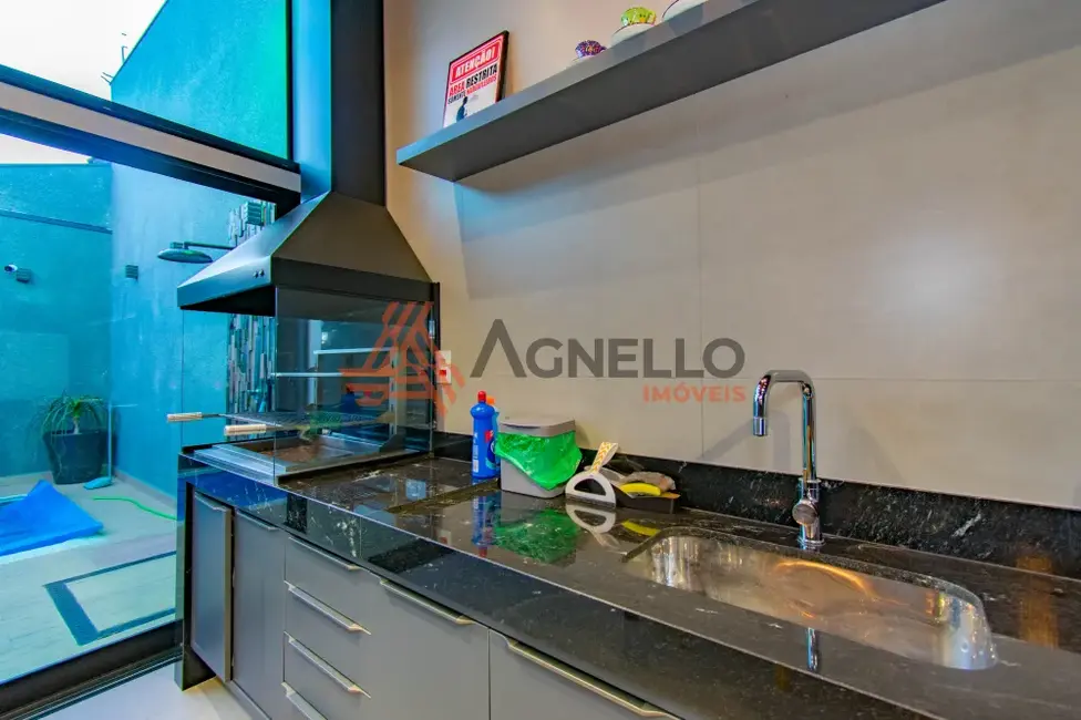 Foto 4 de Casa com 3 quartos à venda, 200m2 em São José, Franca - SP