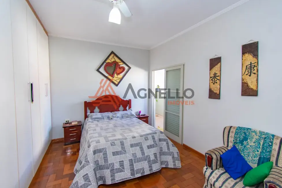 Foto 2 de Casa com 3 quartos à venda, 199m2 em Jardim São Vicente, Franca - SP