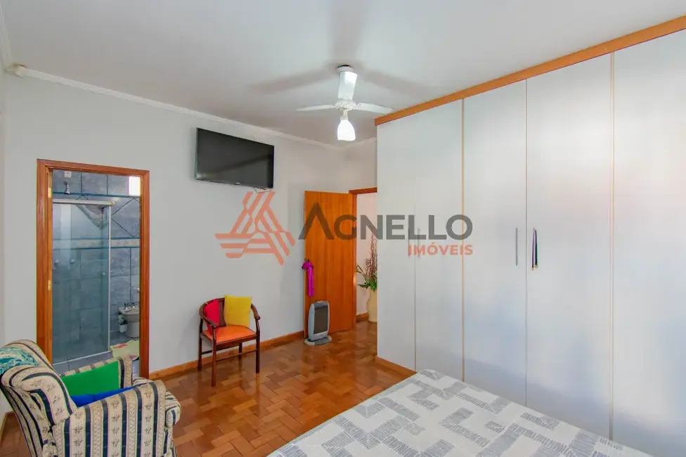 Foto 4 de Casa com 3 quartos à venda, 199m2 em Jardim São Vicente, Franca - SP