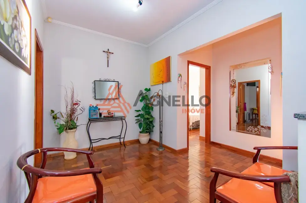 Foto 1 de Casa com 3 quartos à venda, 199m2 em Jardim São Vicente, Franca - SP