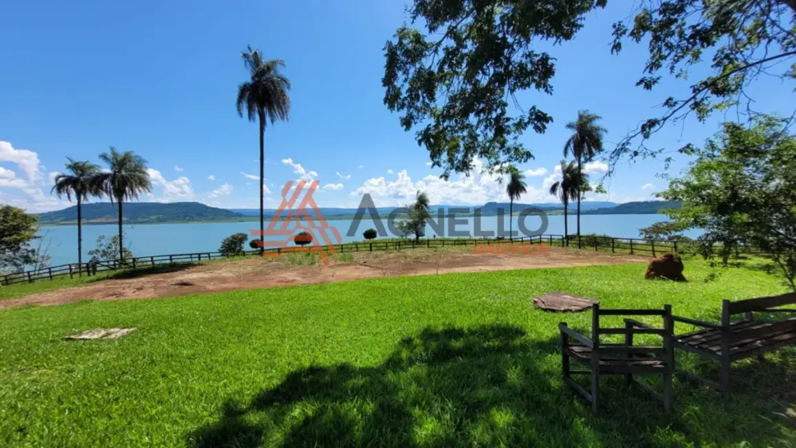 Foto 1 de Fazenda / Haras à venda, 210m2 em Delfinopolis - MG