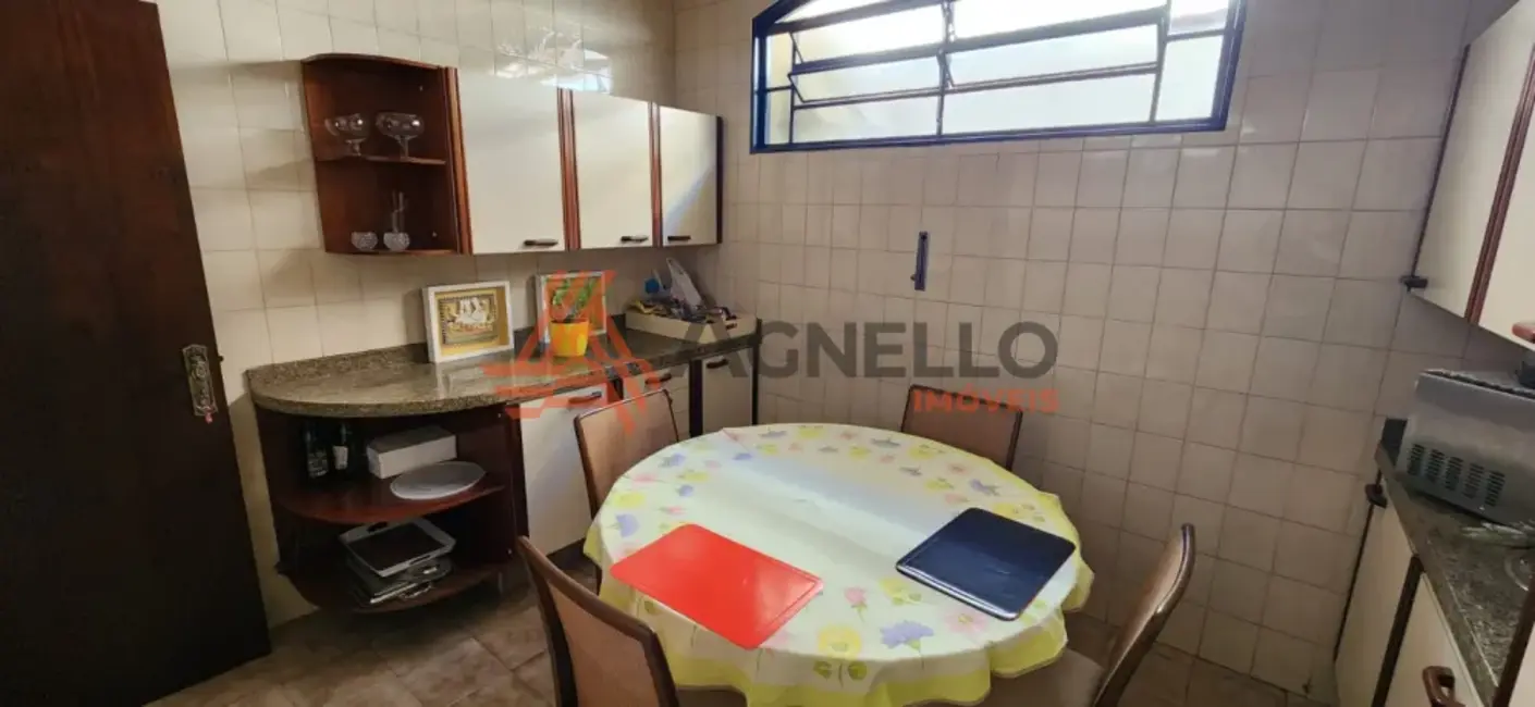 Foto 7 de Casa com 3 quartos à venda, 279m2 em Franca - SP