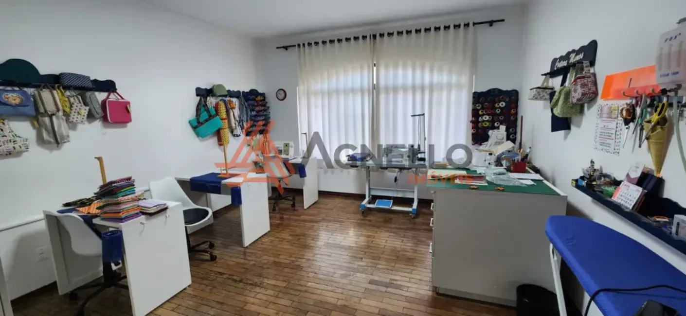 Foto 4 de Casa com 3 quartos à venda, 279m2 em Franca - SP