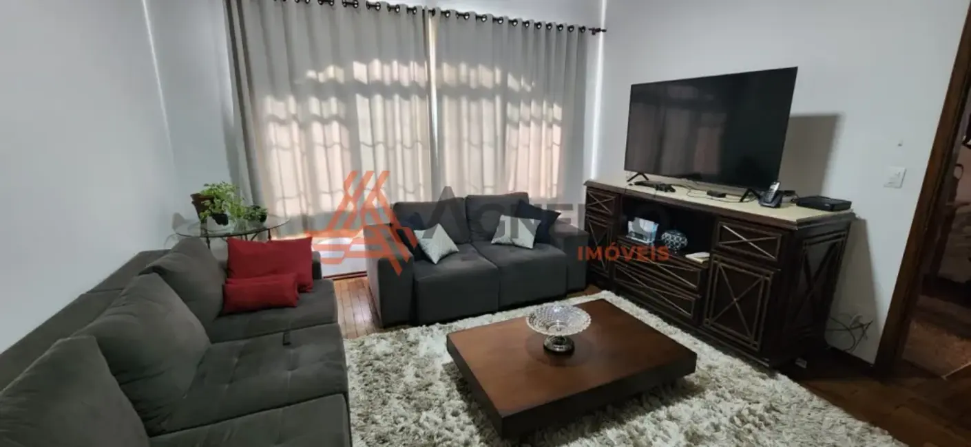Foto 1 de Casa com 3 quartos à venda, 279m2 em Franca - SP