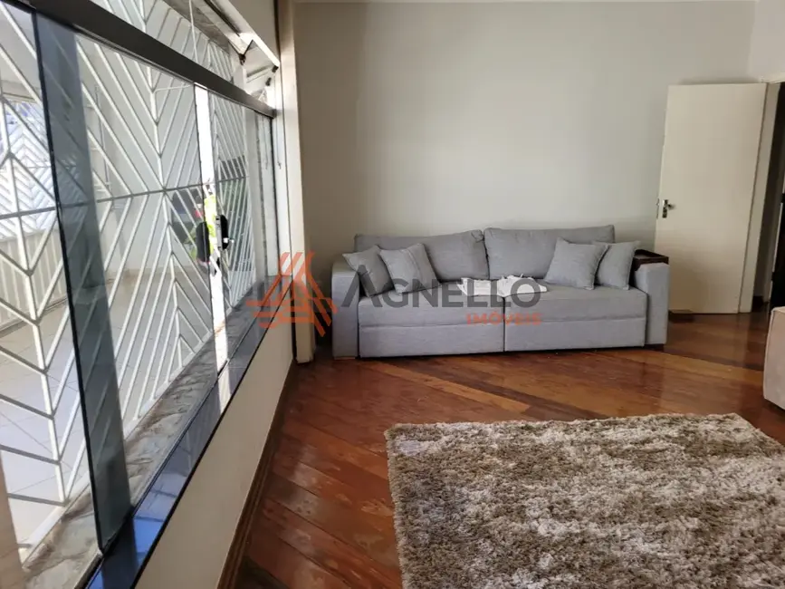 Casa com 3 quartos à venda, 194m2 em São José, Franca - SP - imagem 3 Foto 3 de Casa com 3 quartos à venda, 194m2 em São José, Franca - SP