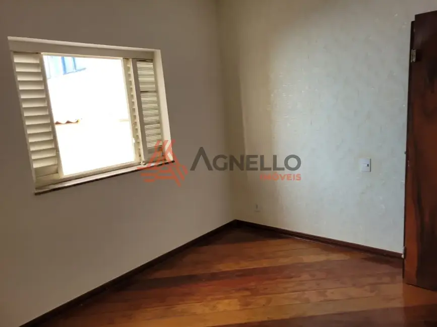 Foto 9 de Casa com 3 quartos à venda, 194m2 em São José, Franca - SP