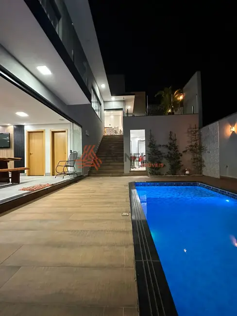 Foto 4 de Casa de Condomínio com 4 quartos à venda, 219m2 em Franca - SP