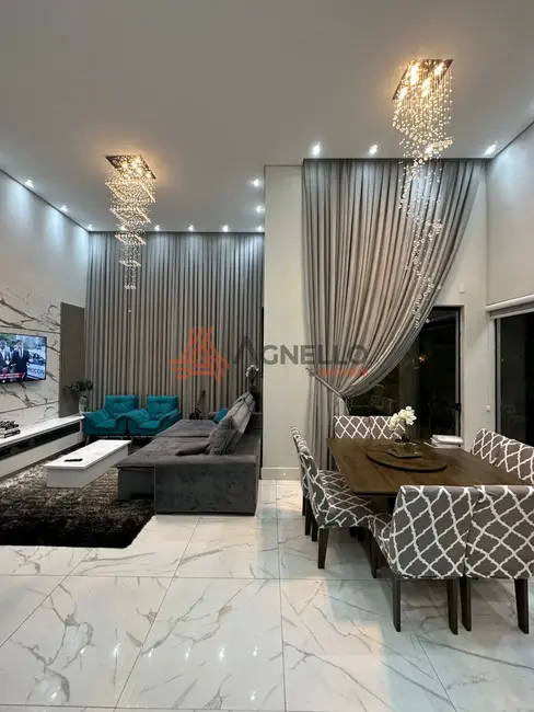 Foto 6 de Casa de Condomínio com 4 quartos à venda, 219m2 em Franca - SP