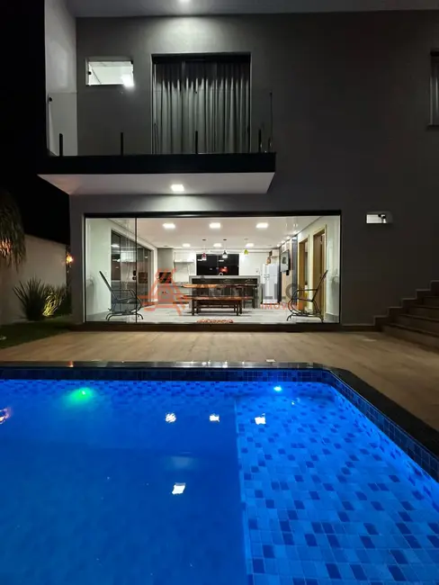 Foto 3 de Casa de Condomínio com 4 quartos à venda, 219m2 em Franca - SP