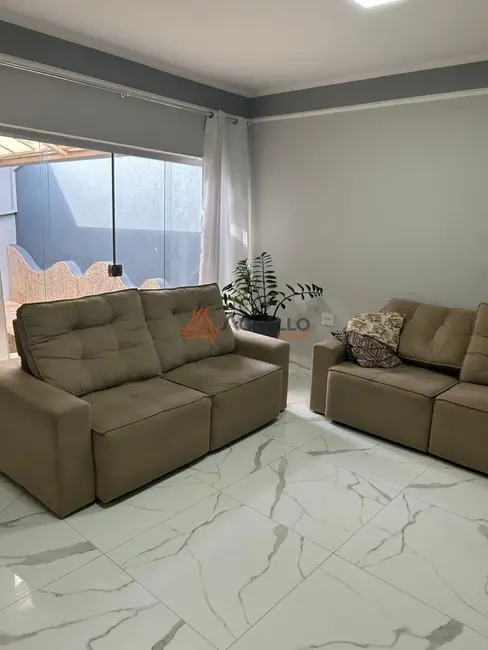 Foto 1 de Casa com 3 quartos à venda, 267m2 em Vila Nicácio, Franca - SP