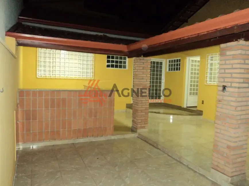 Foto 1 de Casa com 3 quartos à venda, 197m2 em Jardim Integração, Franca - SP