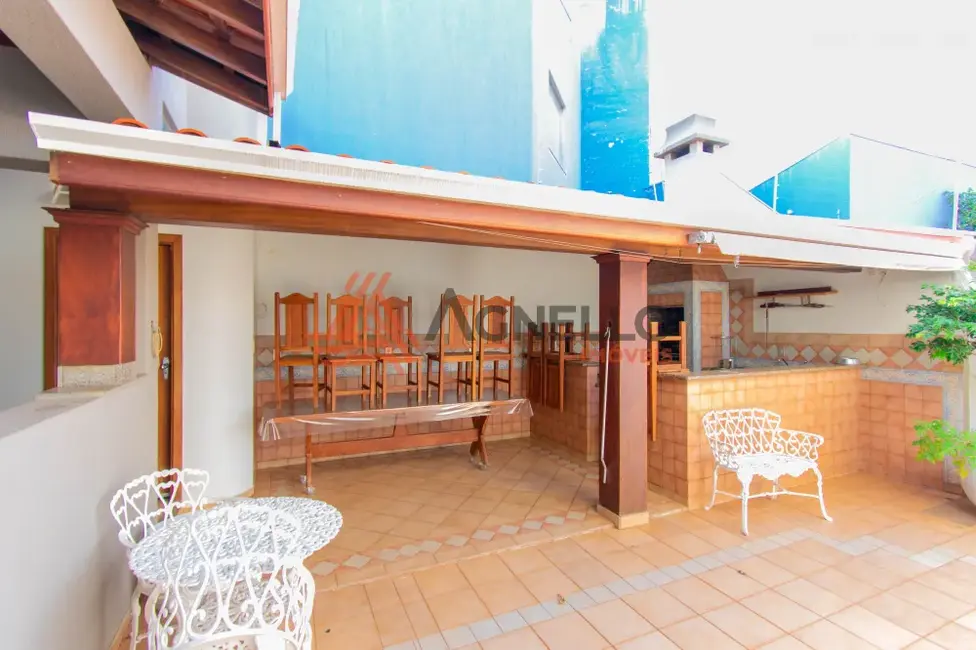 Casa com 3 quartos à venda, 300m2 em Santo Agostinho, Franca - SP - imagem 4 Foto 4 de Casa com 3 quartos à venda, 300m2 em Santo Agostinho, Franca - SP