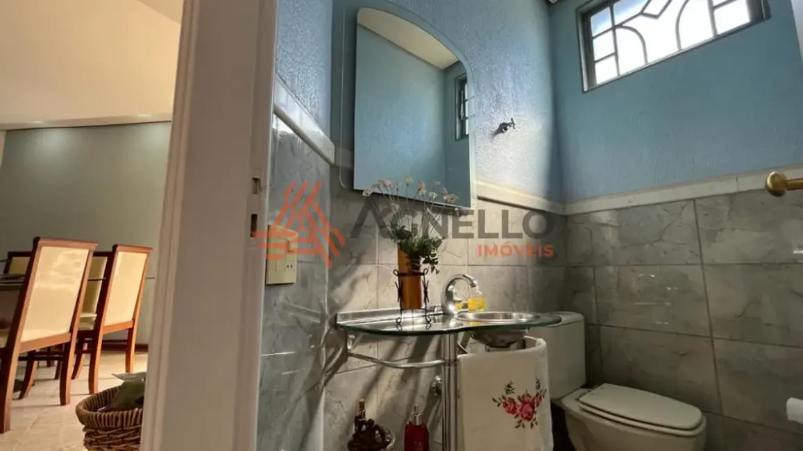 Foto 6 de Casa com 3 quartos à venda, 303m2 em Jardim Santana, Franca - SP