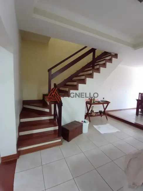 Casa com 3 quartos à venda, 380m2 em Jardim Flórida, Franca - SP - imagem 8 Foto 8 de Casa com 3 quartos à venda, 380m2 em Jardim Flórida, Franca - SP