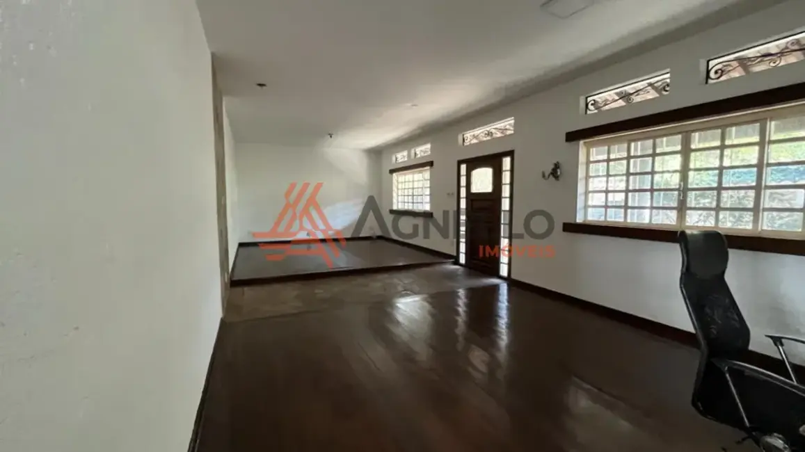 Foto 1 de Casa com 4 quartos à venda, 323m2 em Parque dos Lima, Franca - SP