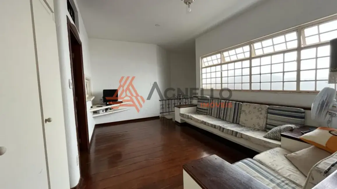 Foto 6 de Casa com 4 quartos à venda, 323m2 em Parque dos Lima, Franca - SP