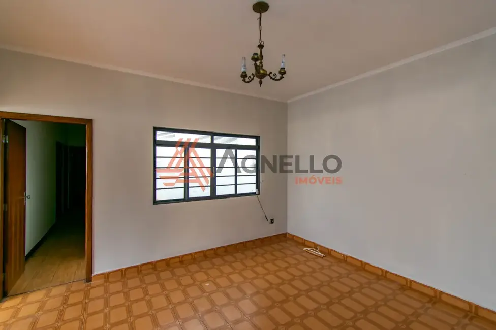 Foto 3 de Casa com 3 quartos à venda, 280m2 em Franca - SP