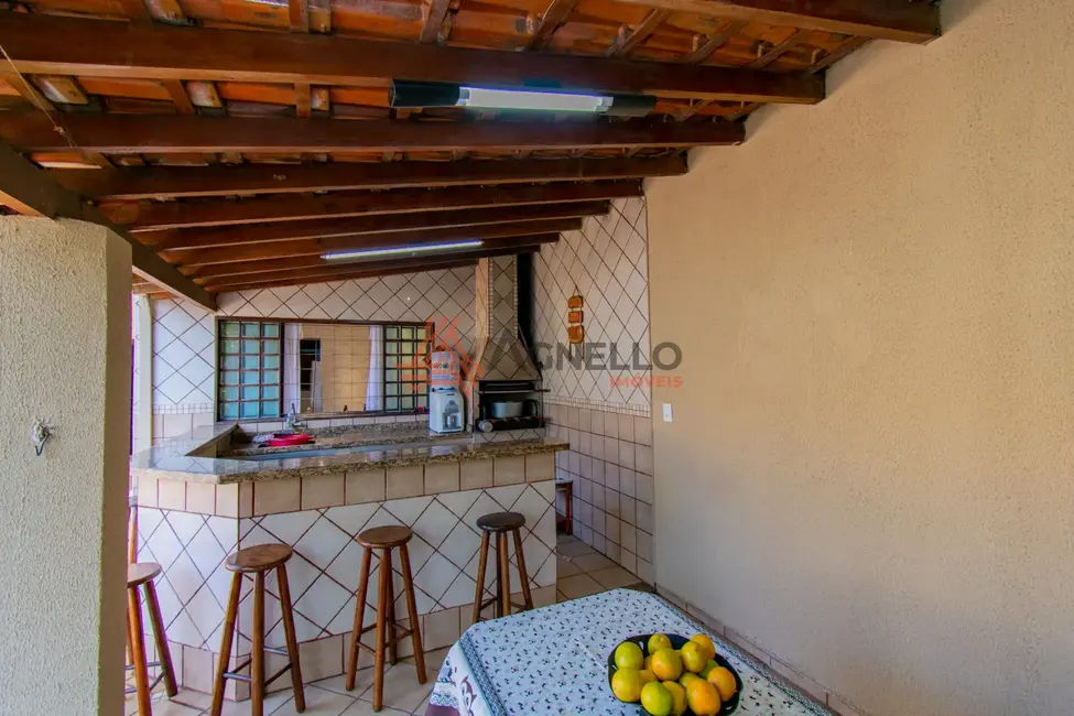 Casa com 2 quartos à venda, 154m2 em Residencial Jardim Vera Cruz, Franca - SP - imagem 3 Foto 3 de Casa com 2 quartos à venda, 154m2 em Residencial Jardim Vera Cruz, Franca - SP