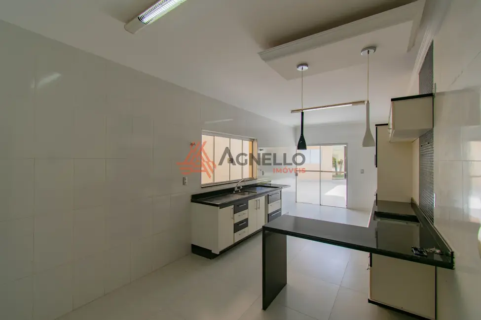 Foto 7 de Casa com 3 quartos para alugar, 241m2 em Parque Moema, Franca - SP