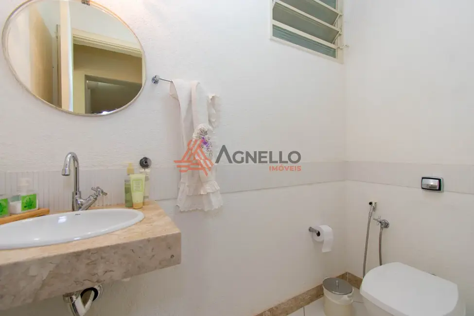 Casa com 3 quartos à venda, 357m2 em São José, Franca - SP - imagem 6 Foto 6 de Casa com 3 quartos à venda, 357m2 em São José, Franca - SP