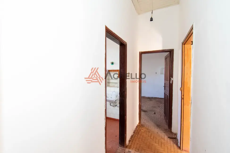 Foto 2 de Terreno / Lote com 1 quarto à venda, 151m2 em Centro, Franca - SP