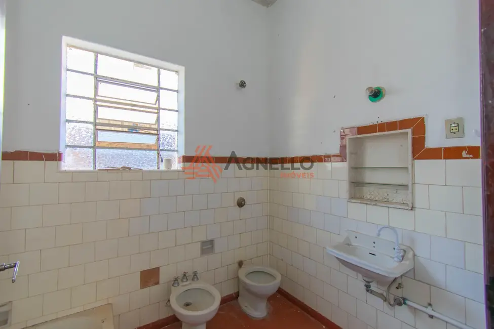 Terreno / Lote com 1 quarto à venda, 151m2 em Centro, Franca - SP - imagem 3 Foto 3 de Terreno / Lote com 1 quarto à venda, 151m2 em Centro, Franca - SP