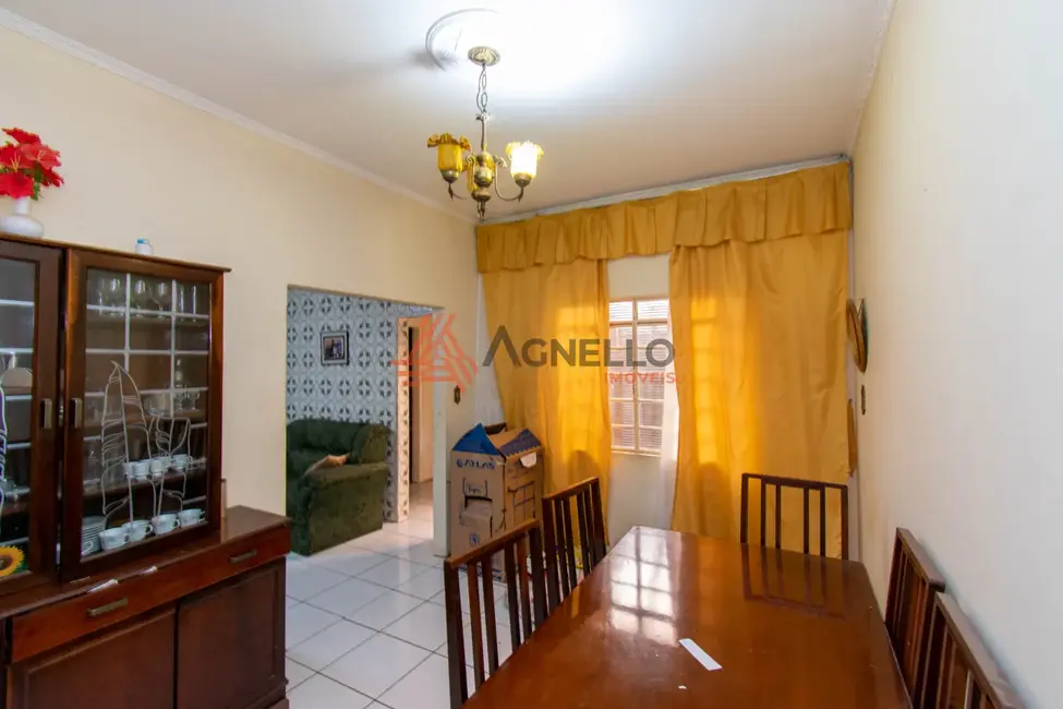 Foto 2 de Casa com 5 quartos à venda, 159m2 em Vila Formosa, Franca - SP