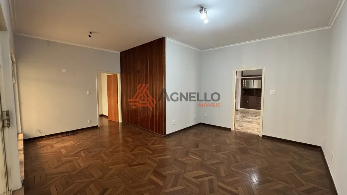 Foto 1 de Loja com 3 quartos à venda, 249m2 em Centro, Franca - SP