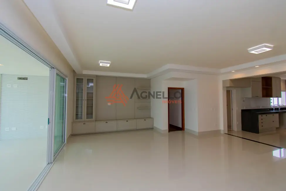 Foto 1 de Apartamento com 3 quartos à venda, 285m2 em Cidade Nova, Franca - SP