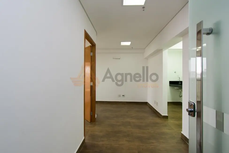 Foto 2 de Sala Comercial à venda, 60m2 em São José, Franca - SP