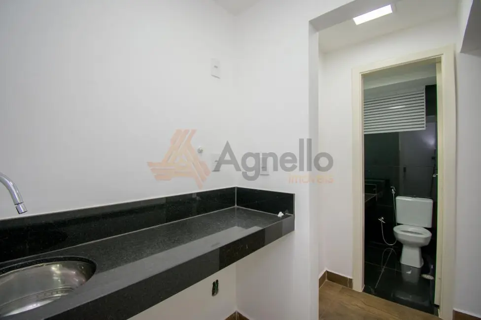Foto 3 de Sala Comercial à venda, 60m2 em São José, Franca - SP