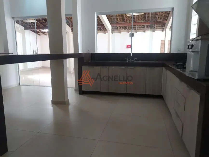 Foto 7 de Casa com 5 quartos à venda, 432m2 em São José, Franca - SP