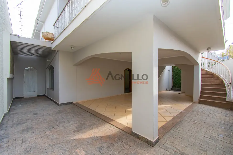 Foto 2 de Casa com 4 quartos à venda, 305m2 em São José, Franca - SP