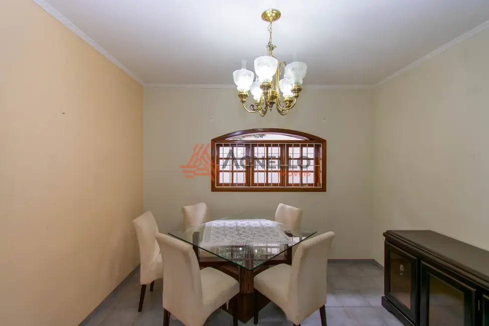 Foto 9 de Casa com 4 quartos para alugar, 400m2 em São José, Franca - SP