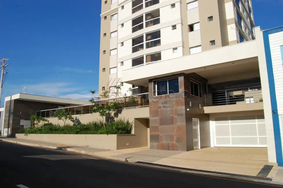Apartamento com 3 quartos à venda, 126m2 em Centro, Franca - SP - imagem 1 Foto 1 de Apartamento com 3 quartos à venda, 126m2 em Centro, Franca - SP