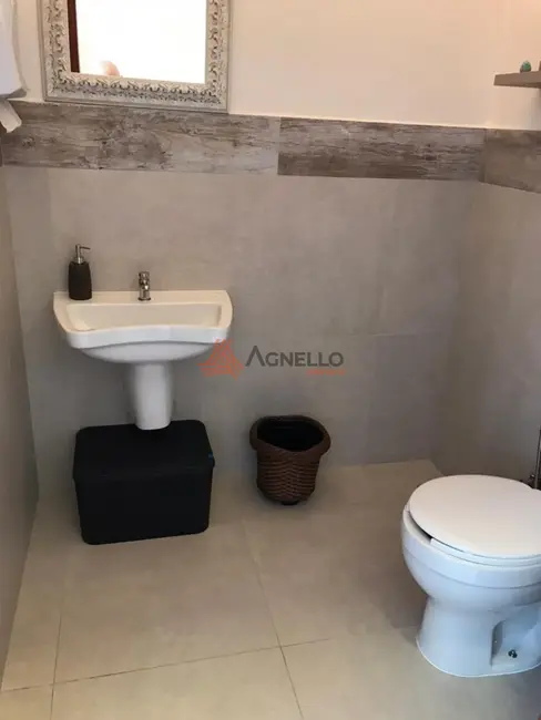 Foto 5 de Armazém / Galpão à venda, 426m2 em Vila Champagnat, Franca - SP