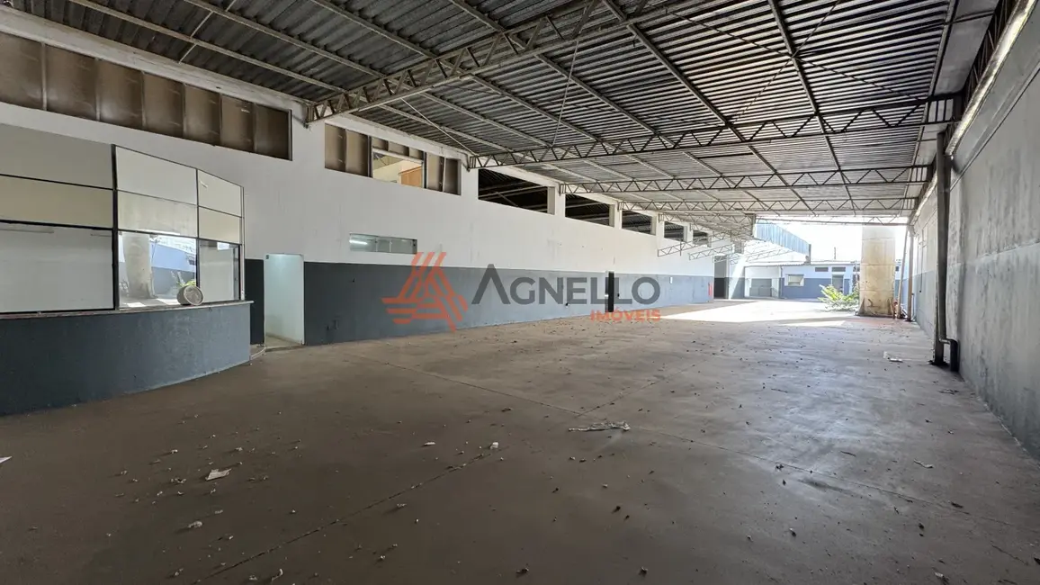 Foto 9 de Armazém / Galpão à venda, 1414m2 em Prolongamento Jardim Ângela Rosa, Franca - SP