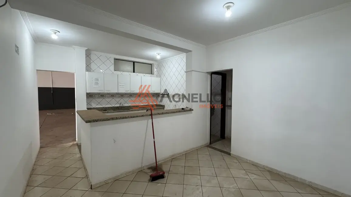 Foto 3 de Armazém / Galpão à venda, 1414m2 em Prolongamento Jardim Ângela Rosa, Franca - SP