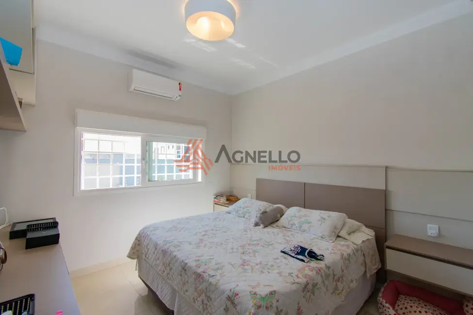 Foto 1 de Casa com 5 quartos à venda, 425m2 em Cidade Nova, Franca - SP