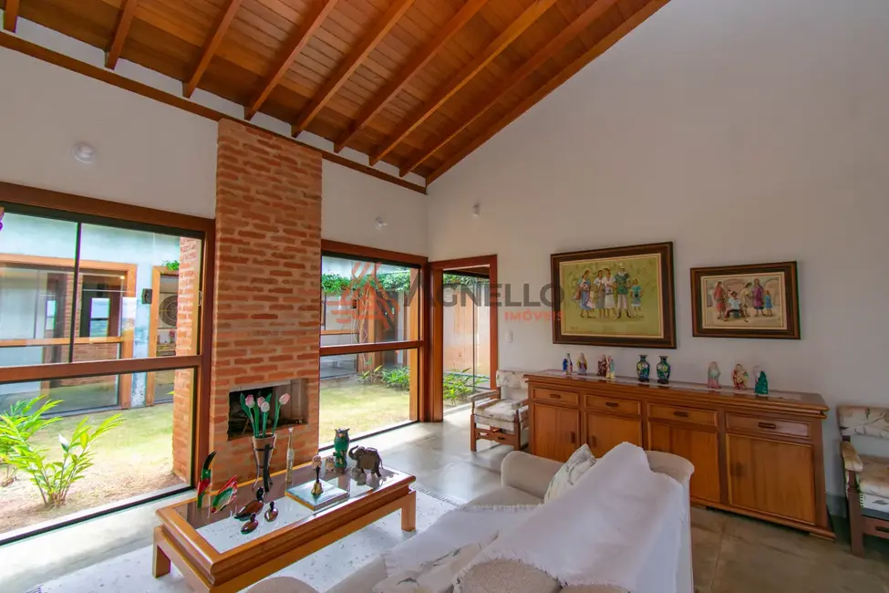 Foto 4 de Fazenda / Haras com 5 quartos à venda, 378m2 em Residencial Villaggio San Rafaello, Franca - SP