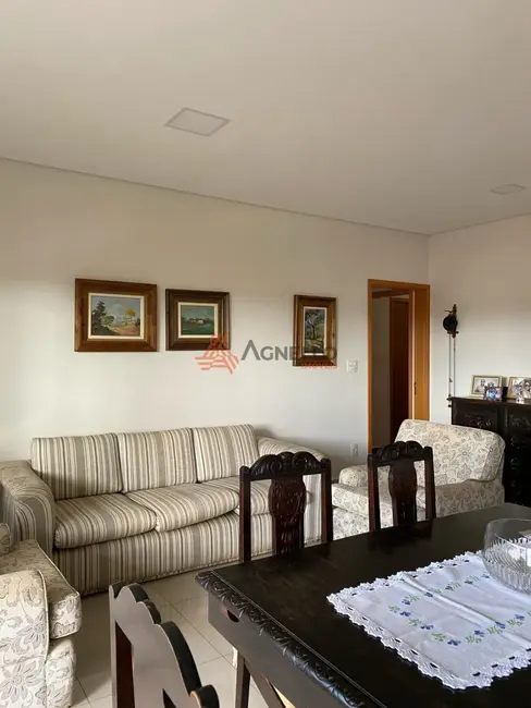 Foto 1 de Apartamento com 3 quartos à venda, 129m2 em Franca - SP