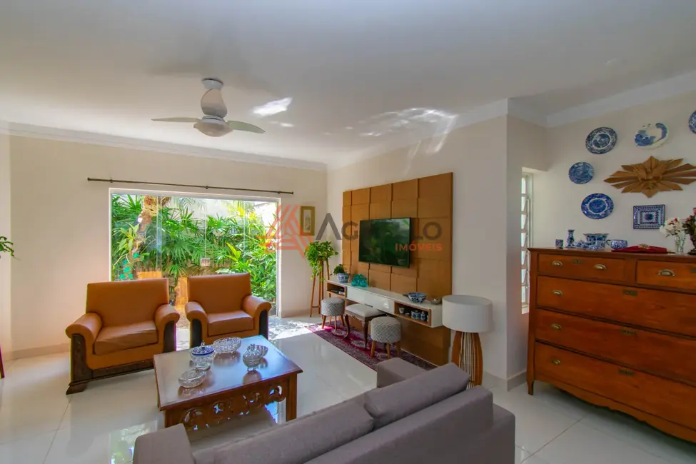 Foto 2 de Casa de Condomínio com 4 quartos à venda, 348m2 em Morada do Verde, Franca - SP