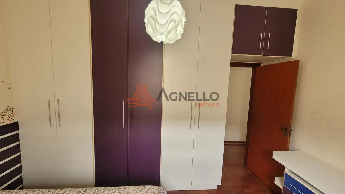 Casa com 3 quartos à venda, 150m2 em Prolongamento Jardim Ângela Rosa, Franca - SP - imagem 9 Foto 9 de Casa com 3 quartos à venda, 150m2 em Prolongamento Jardim Ângela Rosa, Franca - SP