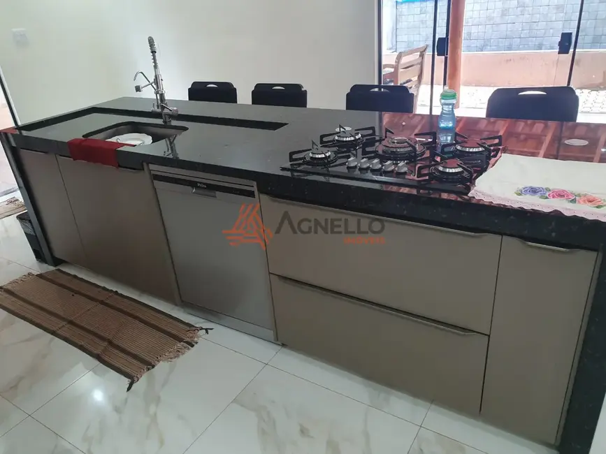 Fazenda / Haras com 3 quartos à venda, 250m2 em Franca - SP - imagem 9 Foto 9 de Fazenda / Haras com 3 quartos à venda, 250m2 em Franca - SP