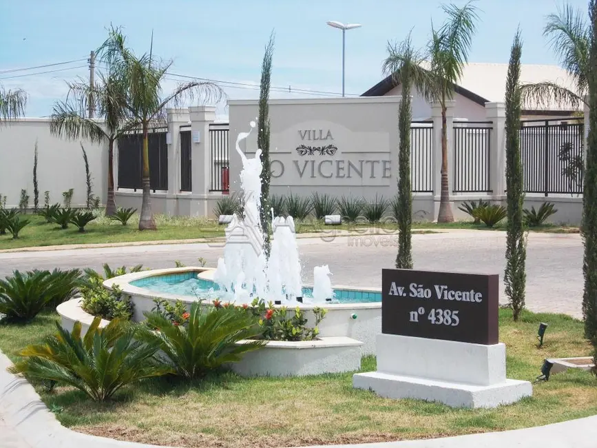 Foto 3 de Terreno / Lote à venda, 394m2 em Villa São Vicente, Franca - SP