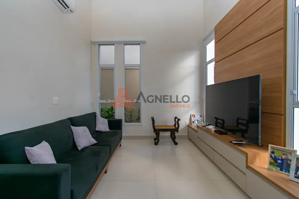 Foto 8 de Casa de Condomínio com 4 quartos à venda, 350m2 em Village Santa Georgina, Franca - SP