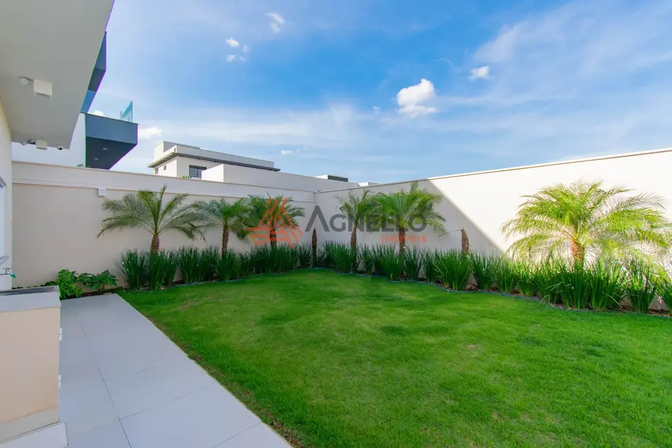 Foto 5 de Casa de Condomínio com 4 quartos à venda, 350m2 em Village Santa Georgina, Franca - SP